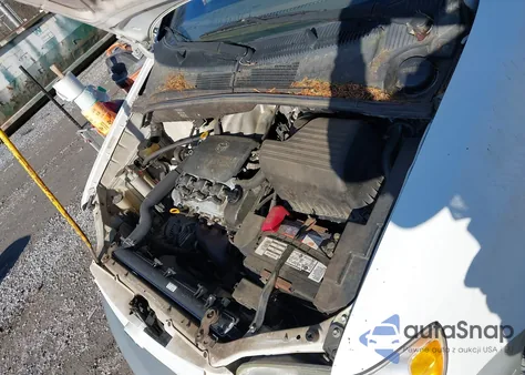 2000 Toyota Sienna Xle from USA, damaged, VIN 4T3ZF13CXYU298842